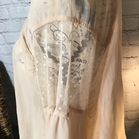 Weavers sheer elastic waist and sleeve blouse - Picture 6 of 9